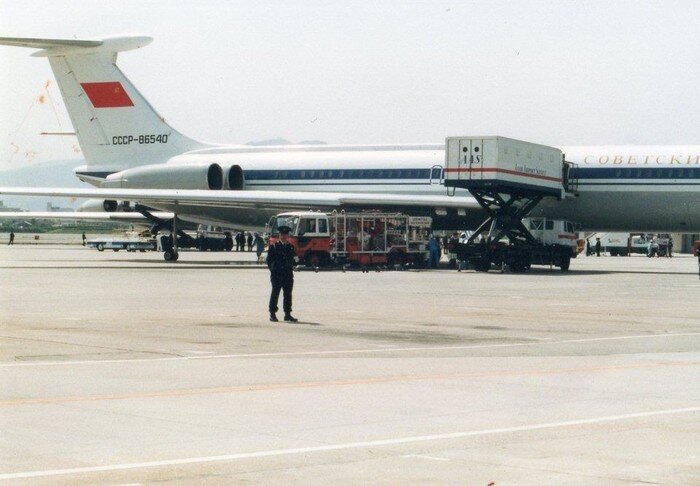 Внешне самолеты, оснащённые салоном ТМ-3СУР, можно было отличить от обычных Ил-62М по антенне спутниковой связи (горбу) на верхней части фюзеляжа. 