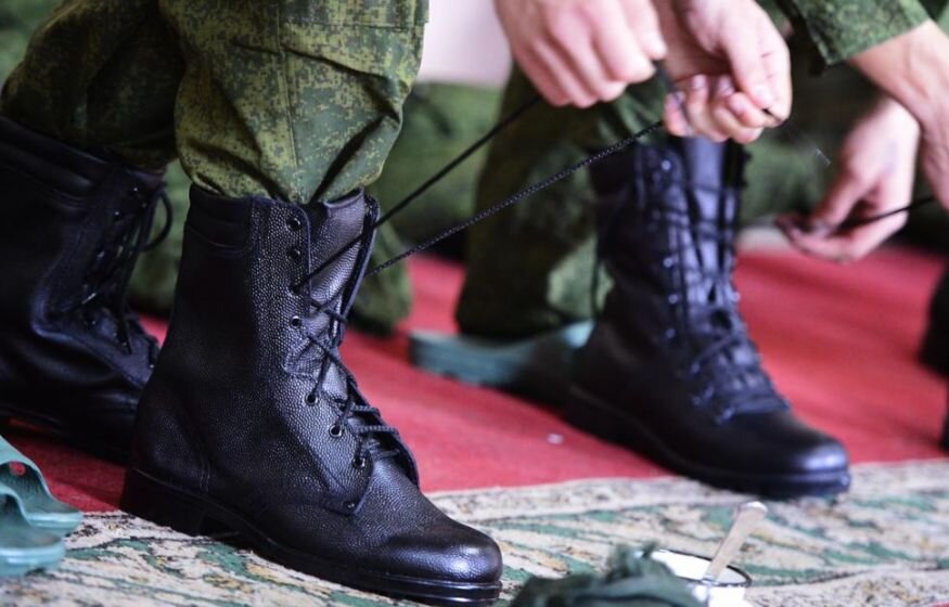    В России сократят число болезней для отсрочки от армии. Новые санкции против РФ: главное к утру пятницы