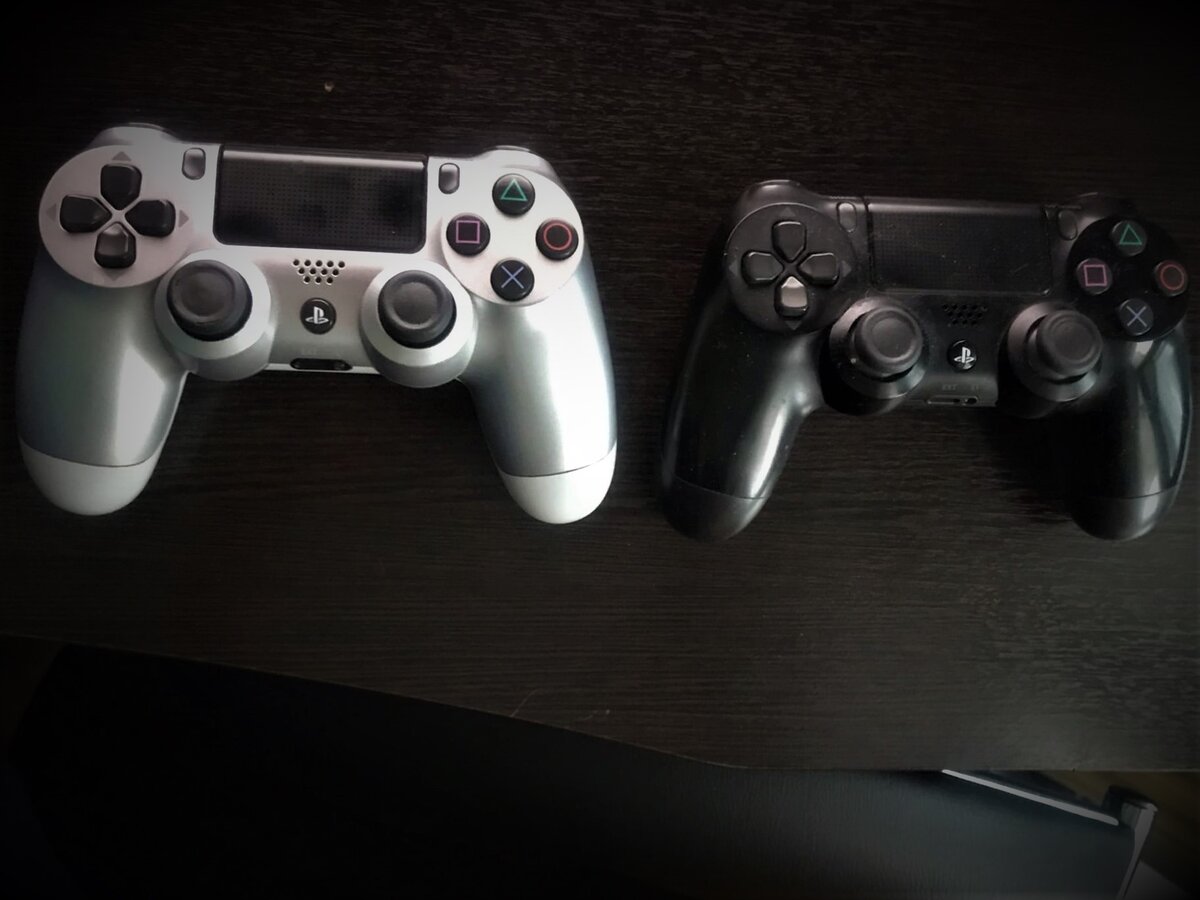 Уже Стертые стики джойстиков 