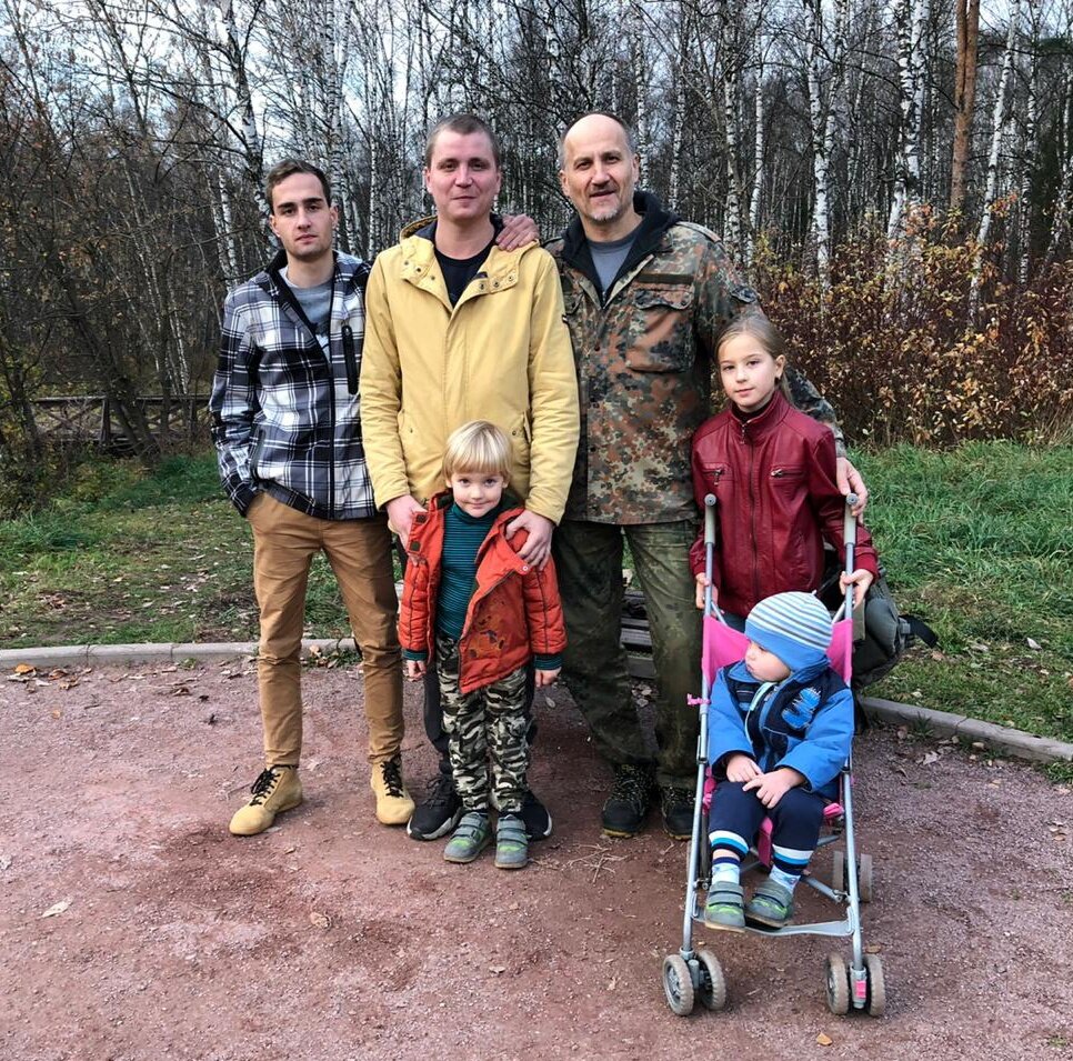 Четыре сыночка и лапочка дочка