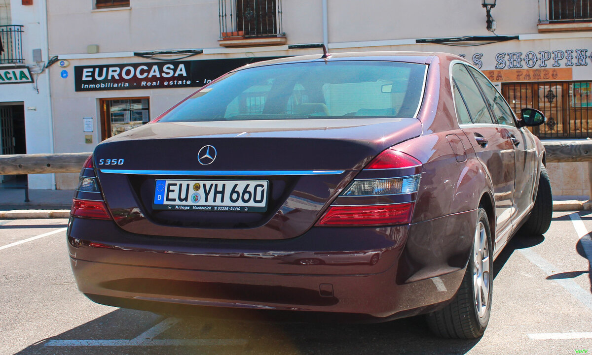 Приехали в Гуадалест, думали будем первыми, но немцы нас опередили.