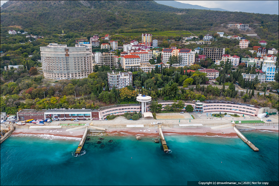 Нашел в Крыму поселок для богатых, который спрятался в тихом уединенном месте4