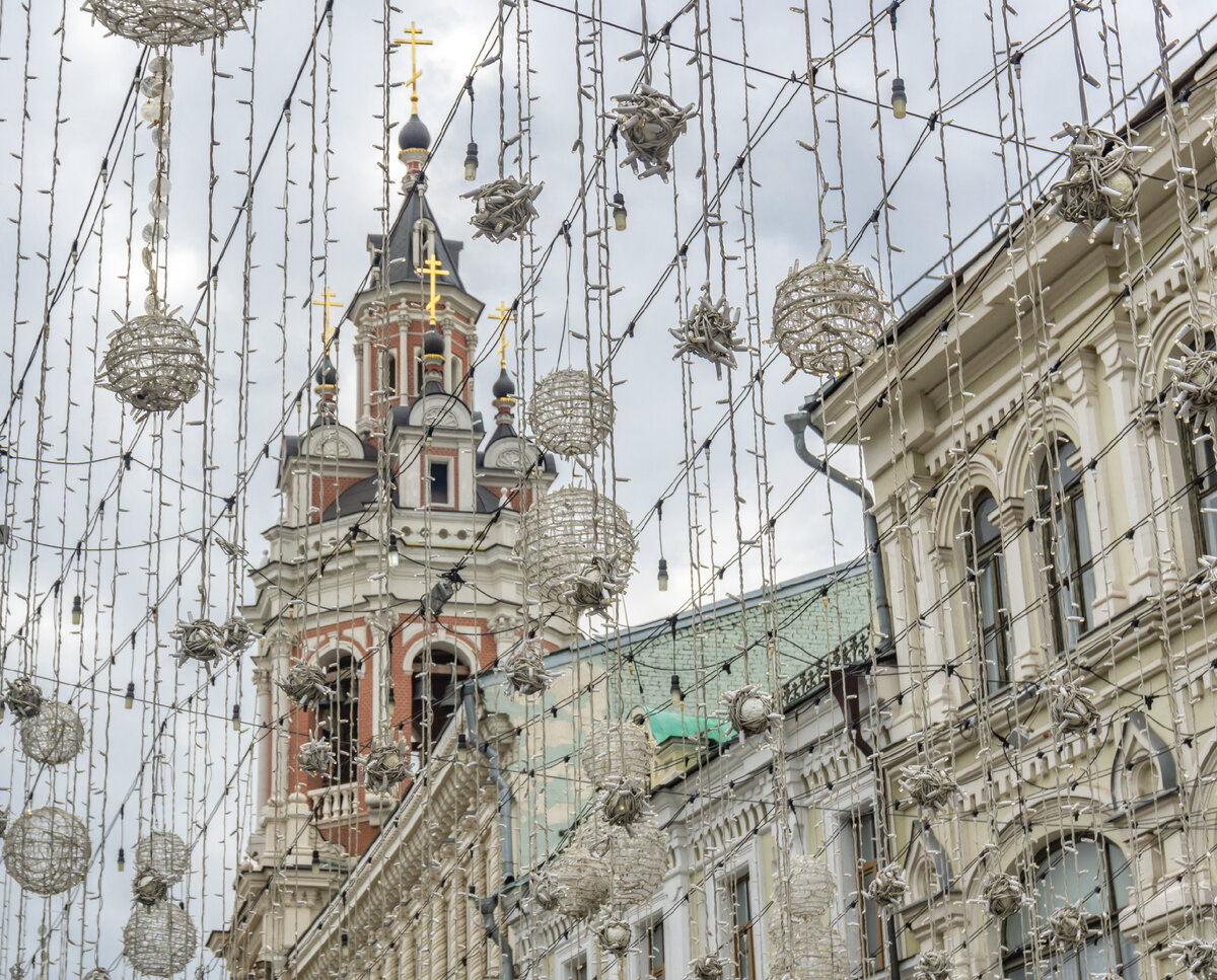 Пеший маршрут прогулки по Москве. Никольская улица | Hellen Geographic |  Дзен