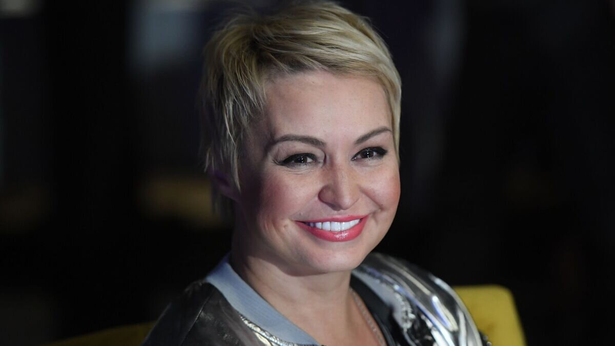    Певица Катя Лель на презентации двух новых клипов группы "Земляне"© РИА Новости / Кирилл Каллиников