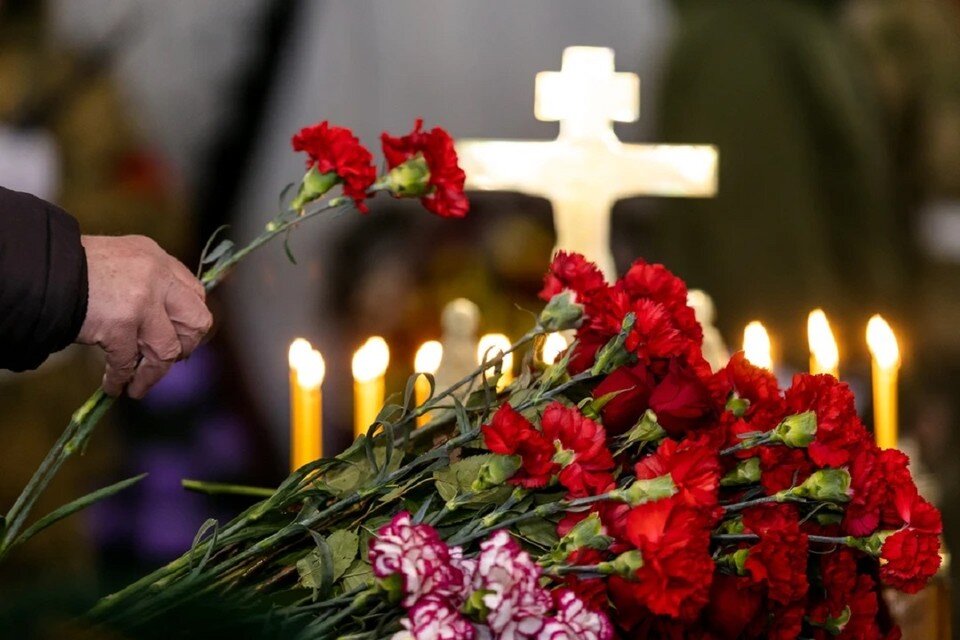     Число жалоб на черных похоронщиков в 2 раза увеличилось в Новосибирске. Валерий ЗВОНАРЕВ