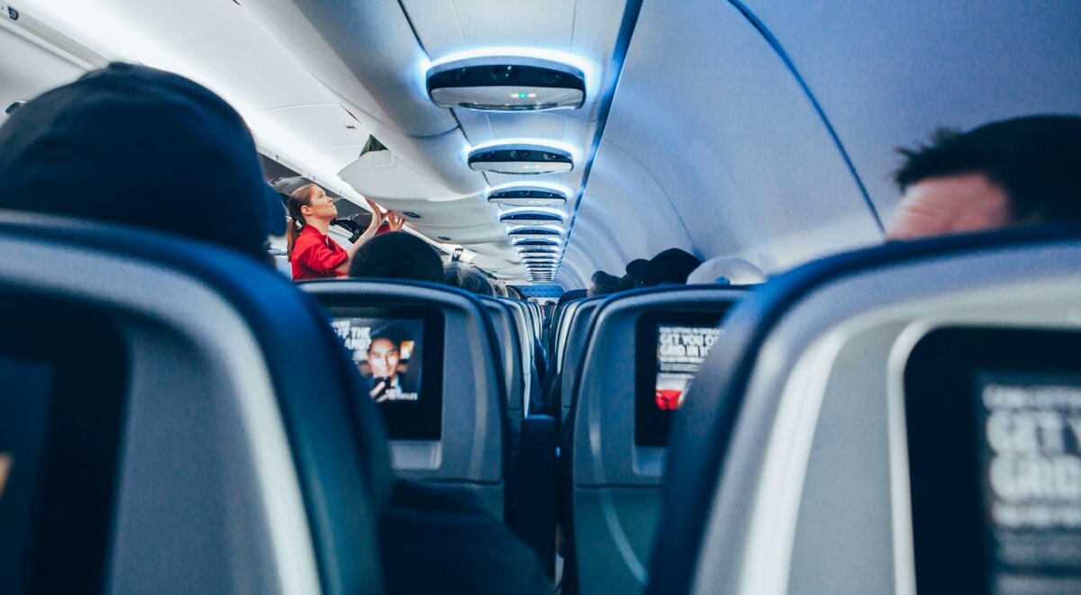     от каких напитков стоит отказаться при перелете фото: unsplash.com