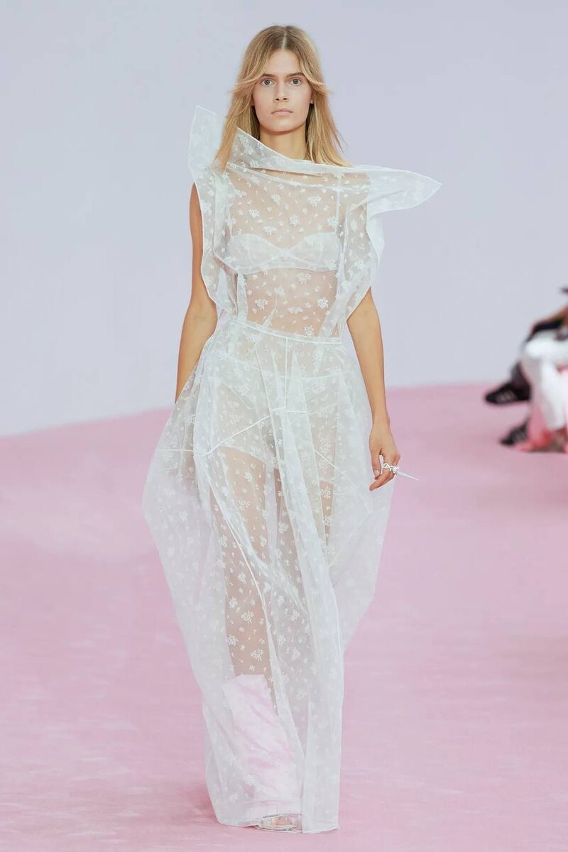    Свадебные образы из подборки Voguehttps://t.me/aleko_n17