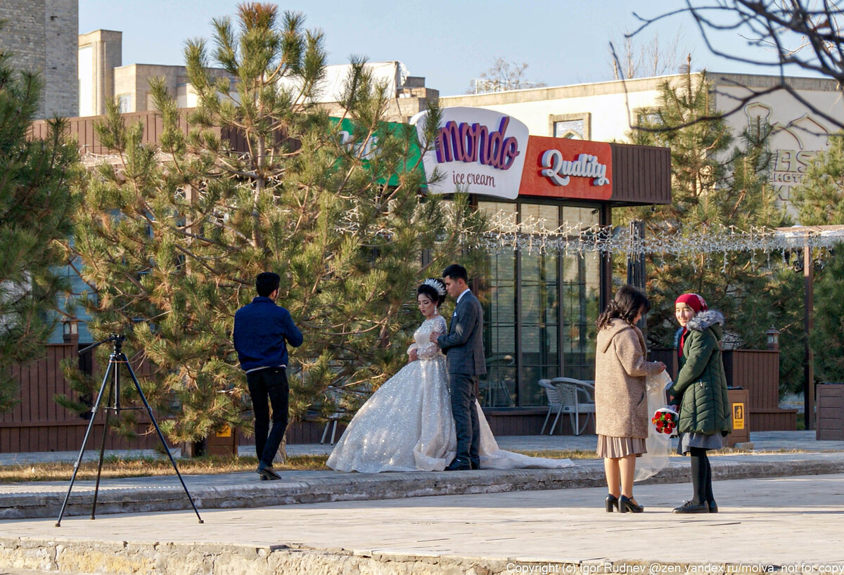 Свадебная фотосессия в центре Бухары