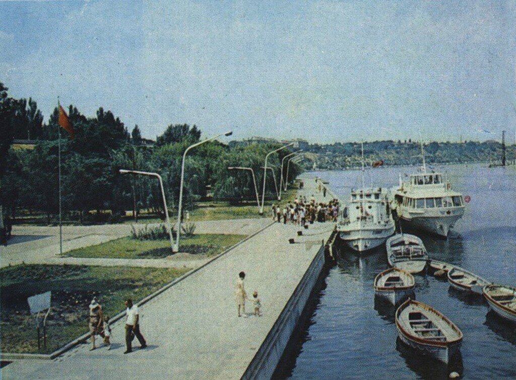 Николаев. Причал