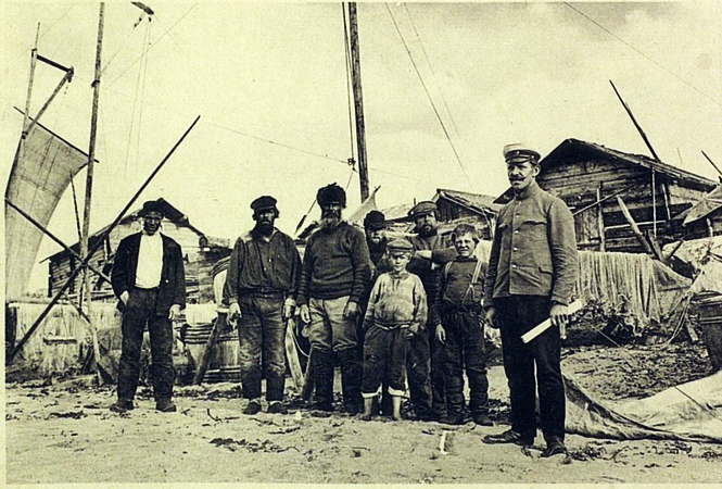 Мурман. Становище "Восточная Лица". Артель по лову наживки.