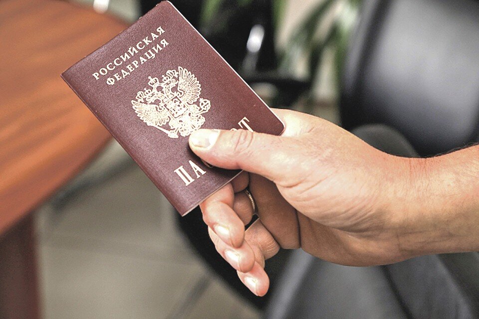   Дмитрий АХМАДУЛЛИН