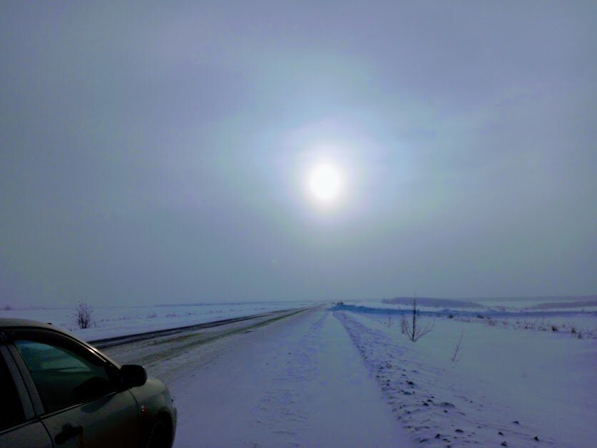 Солнышко из-за туч пыталось сопровождать нас))