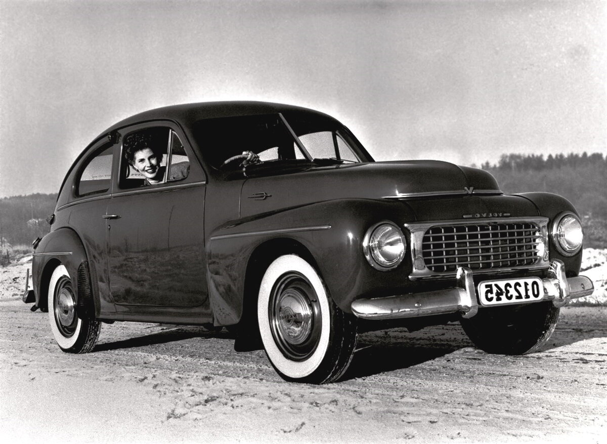 Volvo pv444