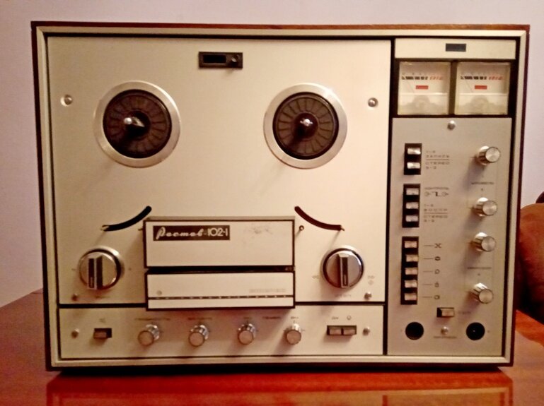 Красавец Ростов-102-1