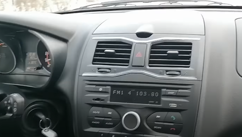 Купил новую Ладу Гранту выпуска 2023 года. Сам удивляюсь и рассказываю ...