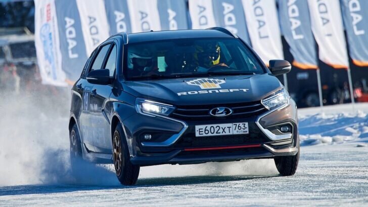 LADA Vesta SW Sport. Фото LADA Sport Rosneft
