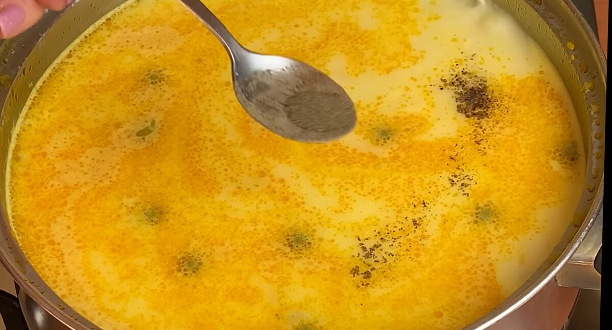 Суп с горошком и плавленным сыром. Сырный суп с зелёным горошком