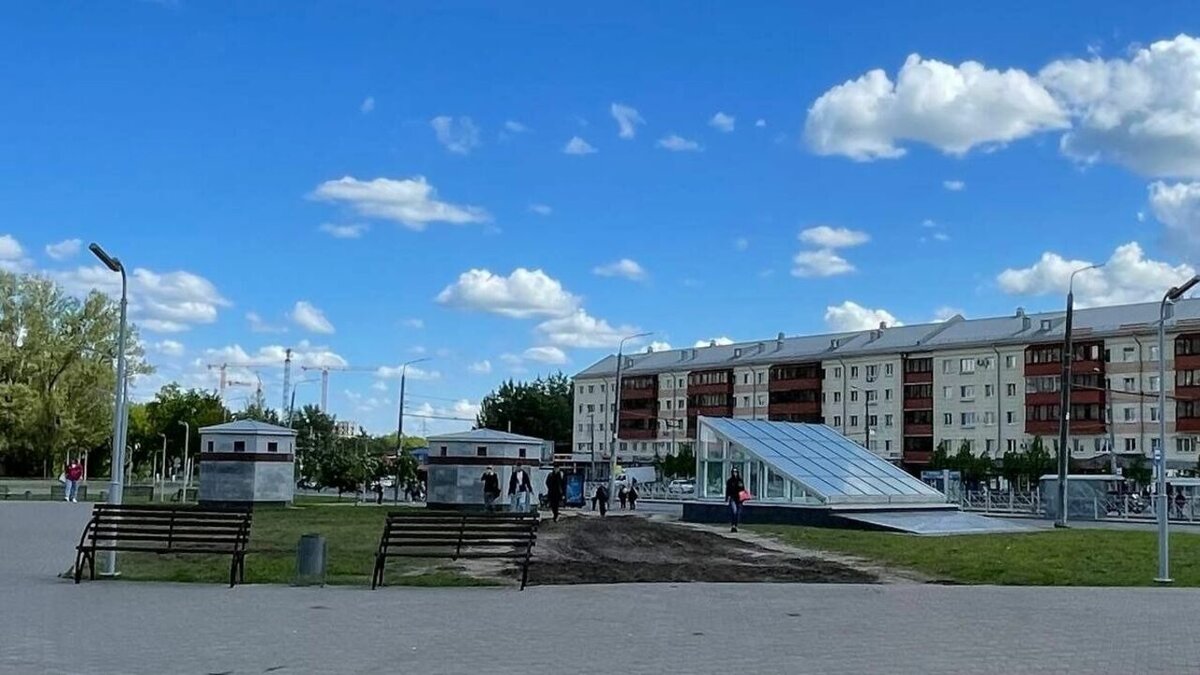     В Казани граждане ужаснулись состоянием площади возле Северного вокзала. С соответствующей жалобой обратился читатель Inkazan.