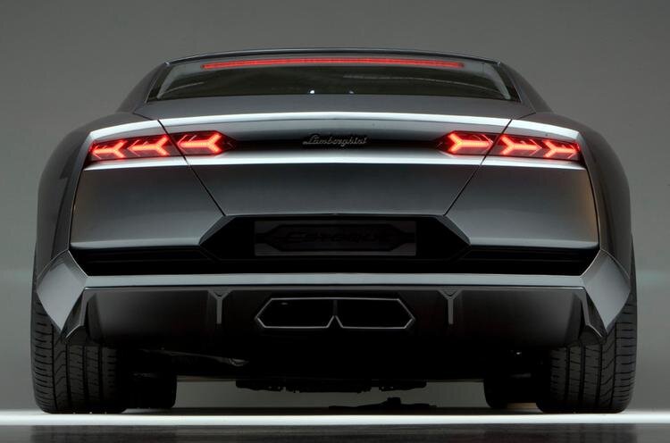  Великолепный концепт, седан Lamborghini Estoque, показали в 2008 году. Можно и сегодня пустить слюну.-2