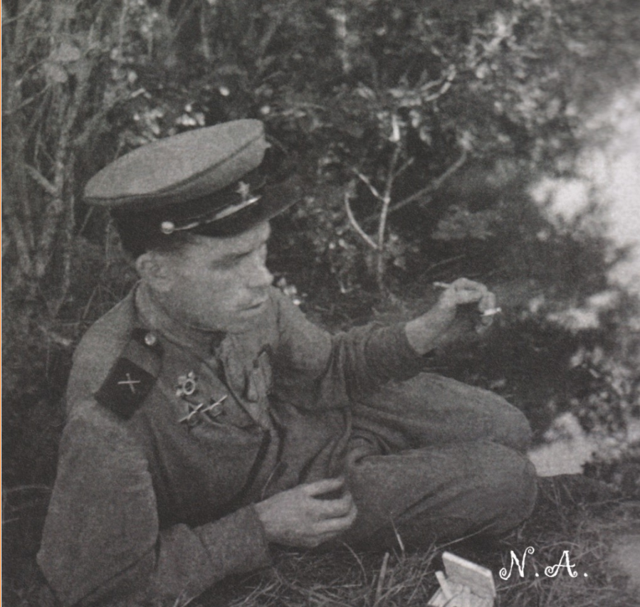 Магомет Магомаев, отец Муслима Магомаева, на фронте. Источник: muslim-magomaev.ru