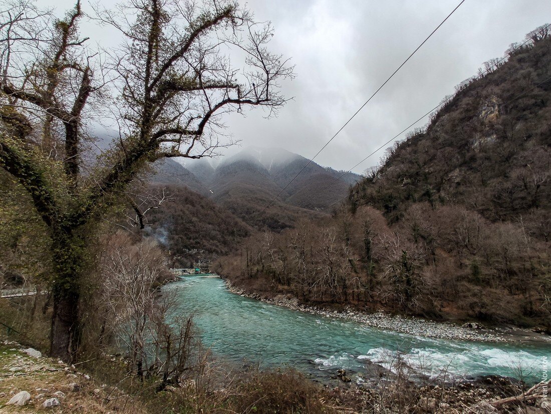 Долина реки Бзыбь