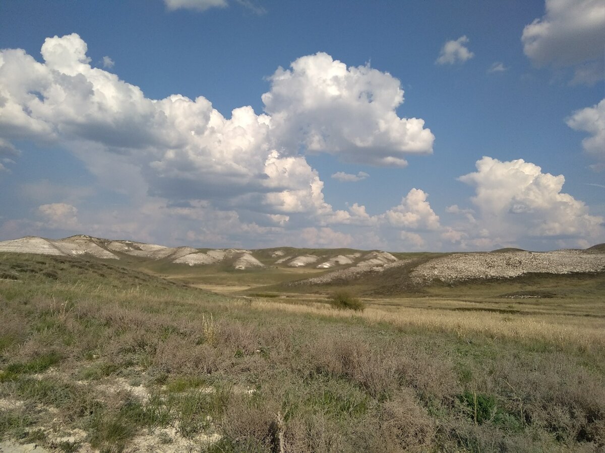 Меловые горы. Листайте. 