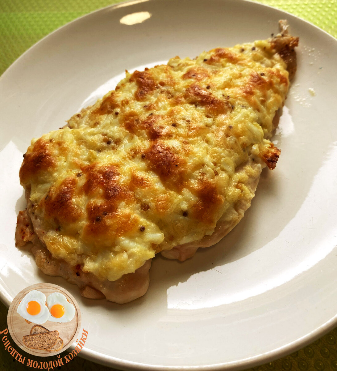 Готовые отбивные с яйцом и сыром