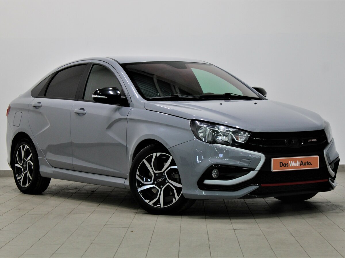 Симпатичная на вид. Lada Vesta Sport.
