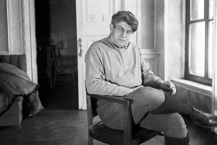 Эдуард Георгиевич Багрицкий. Фото из открытых источников