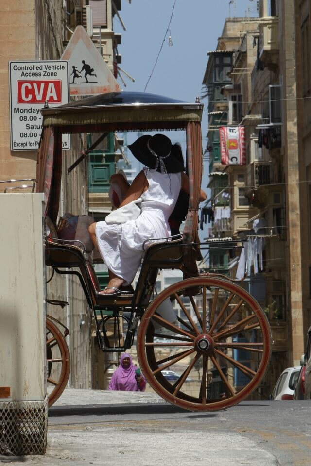 Мальта. Иногда и карета - байк