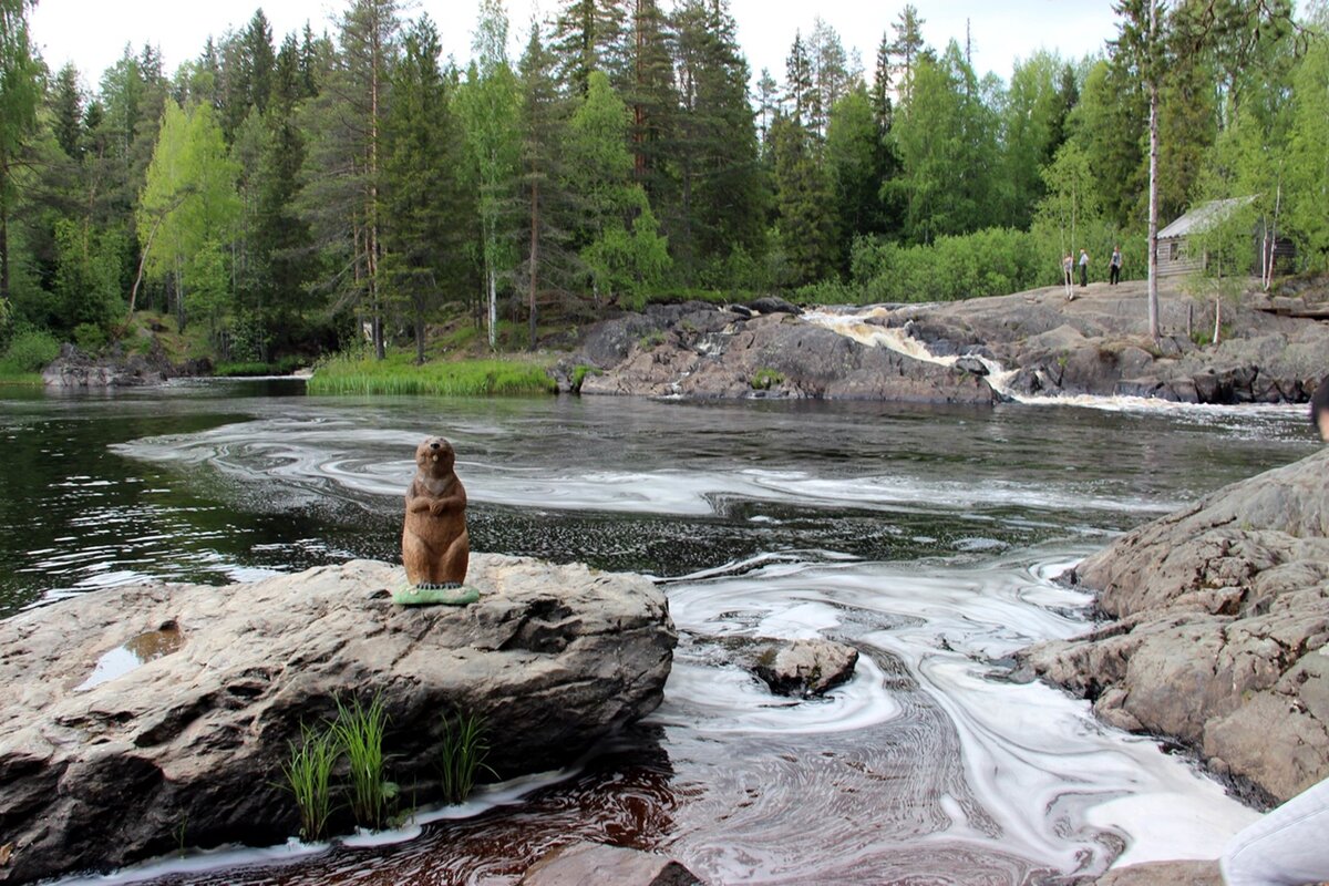 Водопады Ахвенкоски Карелия осень