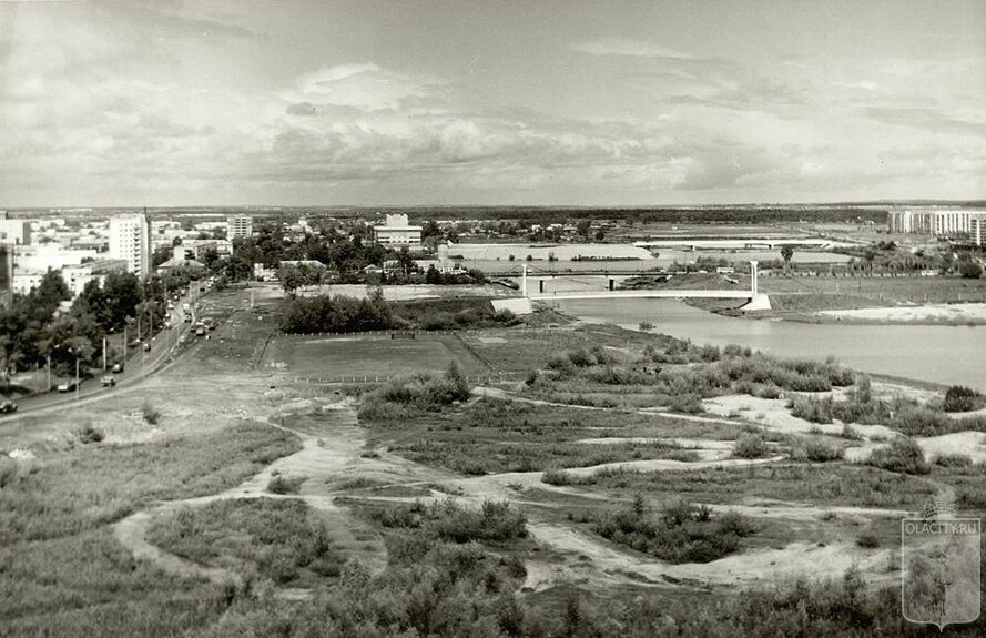 Старая йошкар ола. Йошкар-Ола Старая набережная. Йошкар-Ола 20 века. Йошкар Ола в 80 е годы.