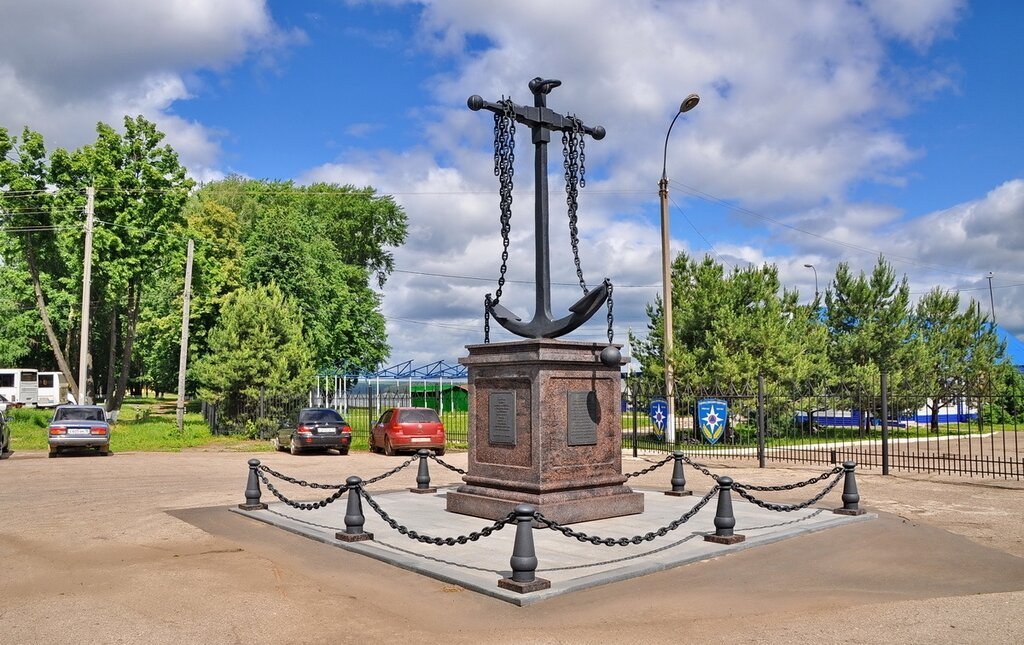 Воткинский. Якорь (памятник, Воткинск). Монумент якоря Воткинск. Якорь город Воткинск. Памятники достопримечательности Воткинска