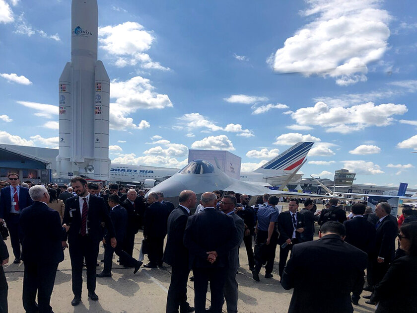 Полномасштабная модель турецкого самолета TF-X