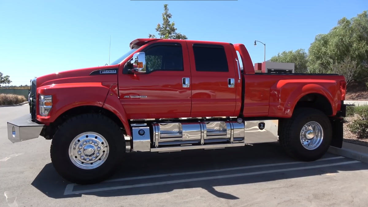 Ford F650. Что такое 5тонный суперпикап Милитари Клан Яндекс Дзен