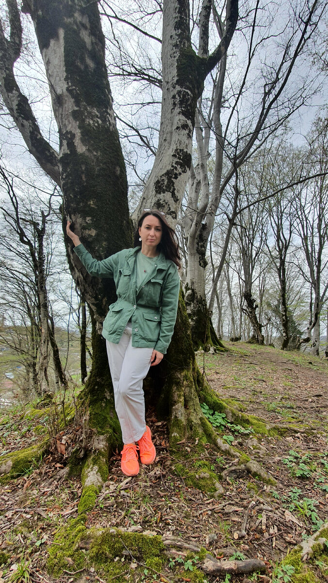 это мы совершенно расслабленно гуляем по лесу в п.Галицыно