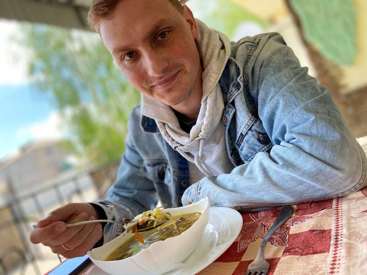Кушаю грибной суп