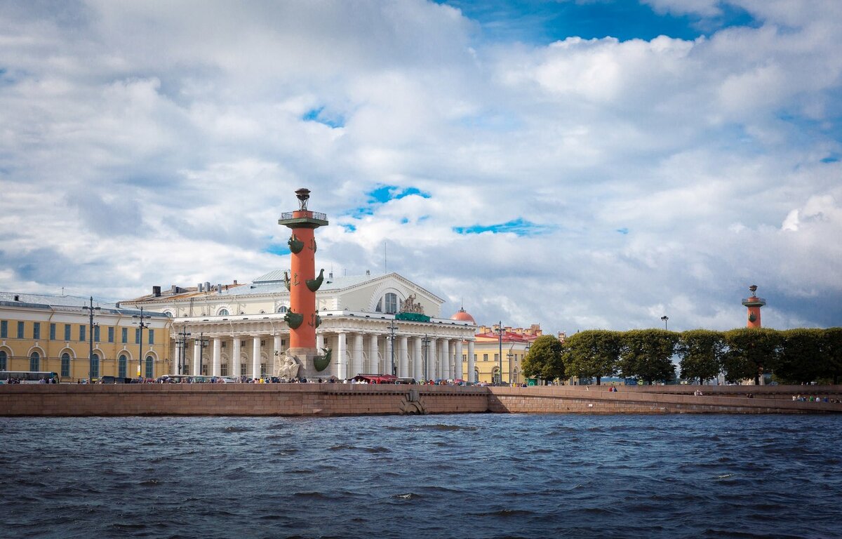 Колонны в санкт петербурге