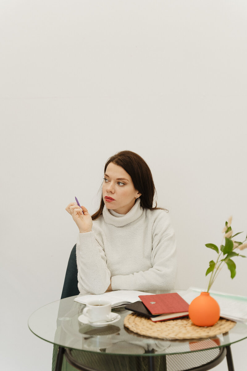 Юрист по недвижимости и риэлтор, Надежда Остратова