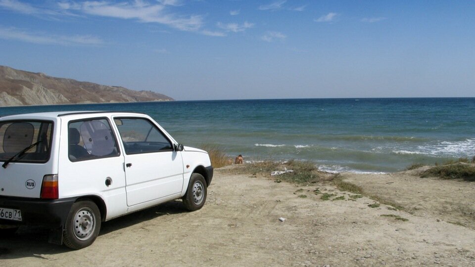 Фото из интернета. Вот на таком автомобильчике мы поехали на море и он со своей задачей справился на отлично!