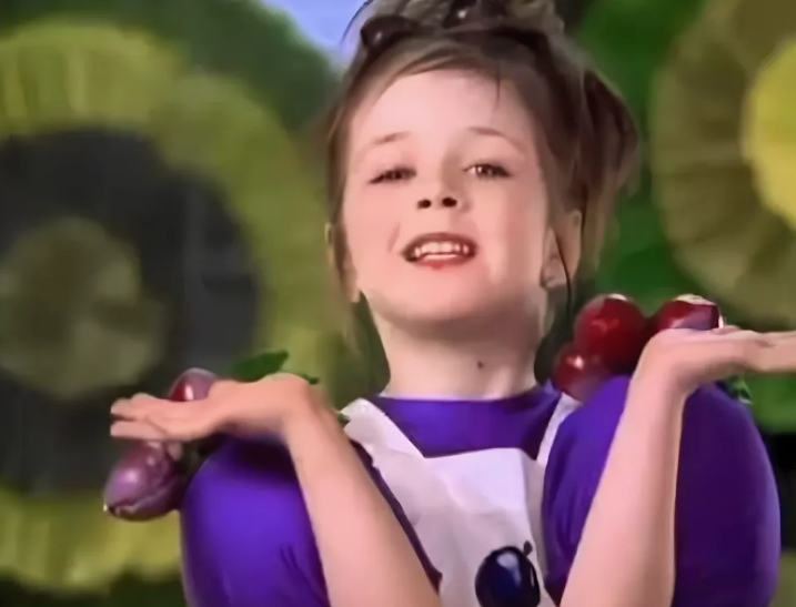 Кадр из рекламы сока «Фруктовый сад»