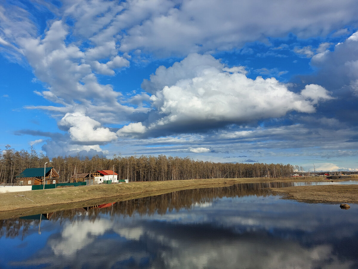 Вид с моста. Река Таатта. Фото автора