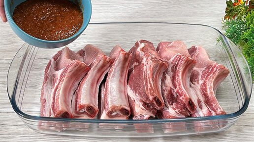 Свиная корейка на косточке с картофелем – кулинарный рецепт