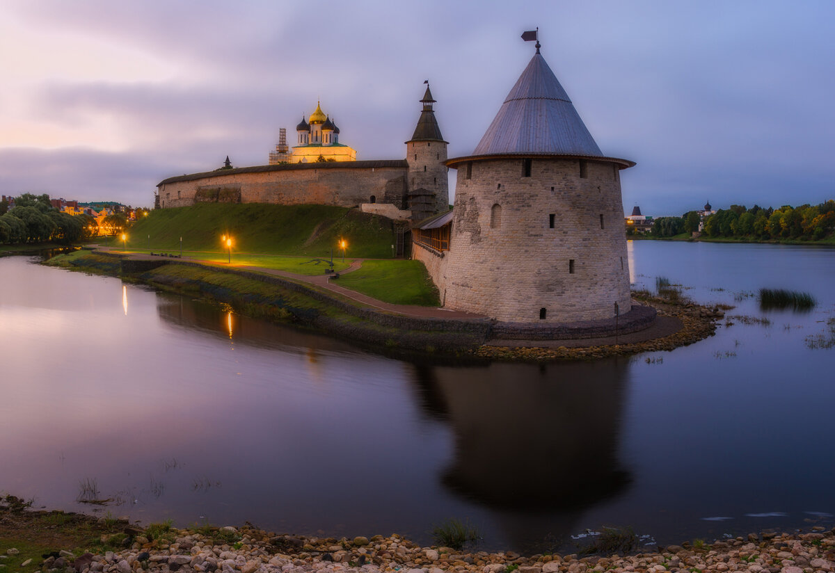Псковский Кром. Фото: Владимиир Брагилевский, участник фотоконкурса РГО "Самая красивая страна"