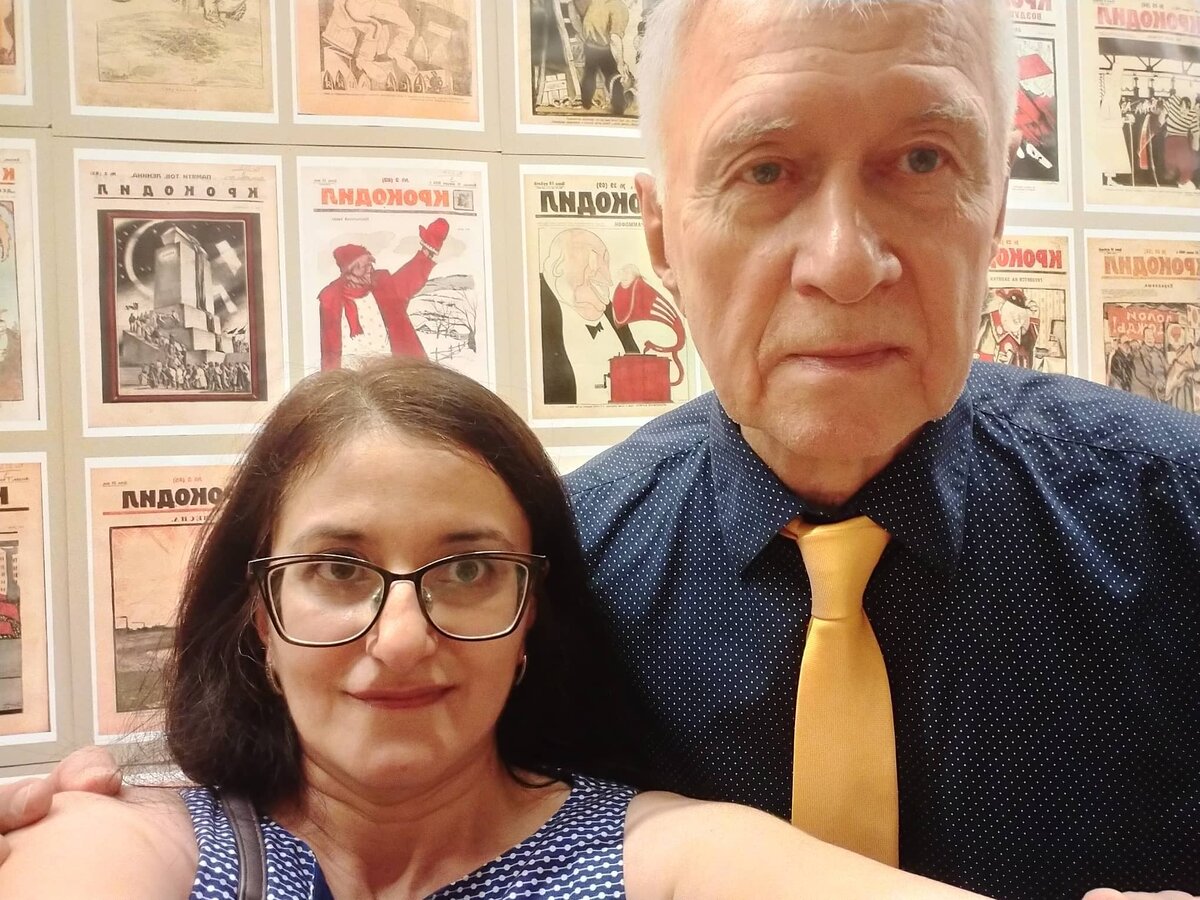 Я и Владимир Мочалов, главный художник журнала "Крокодил", академик РАХ