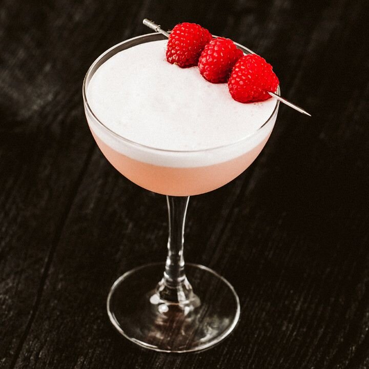 Коктейль Clover Club