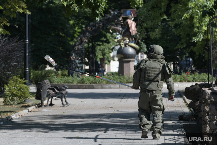    Саперам передали необходимые на фронте вещи