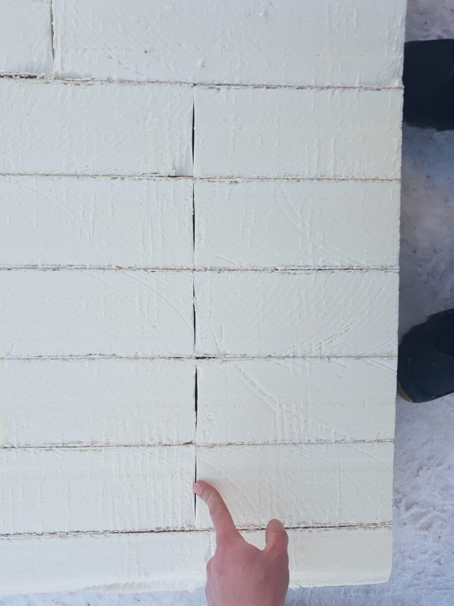 Какой утеплитель ПИР в сэндвич-панелях лучше: наливной или ламелями ...