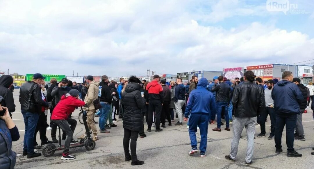 Люди не понимают причём тут они. 