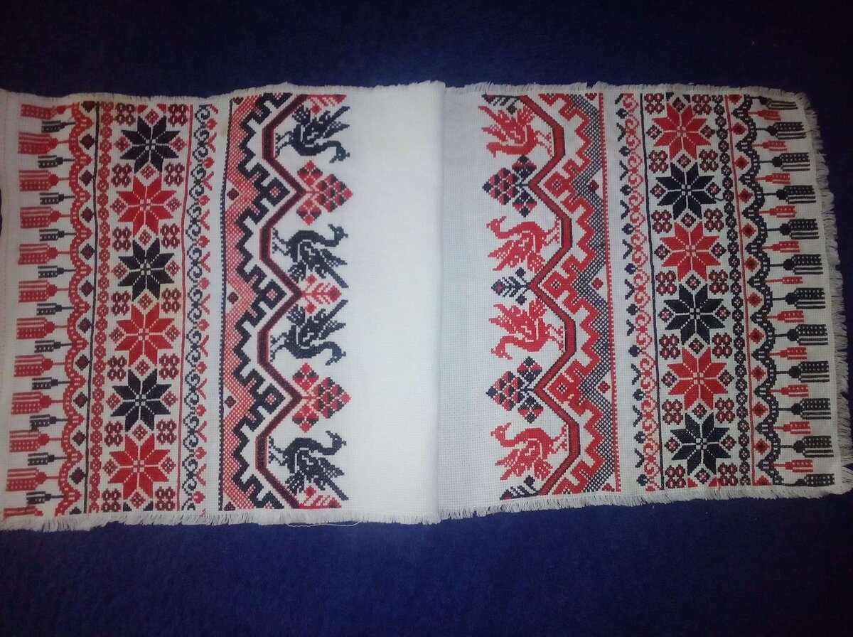 Рушник, ручная вышивка, фото автора